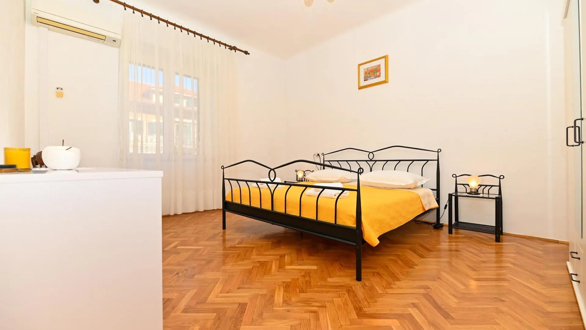 Apartment Niteroni Split