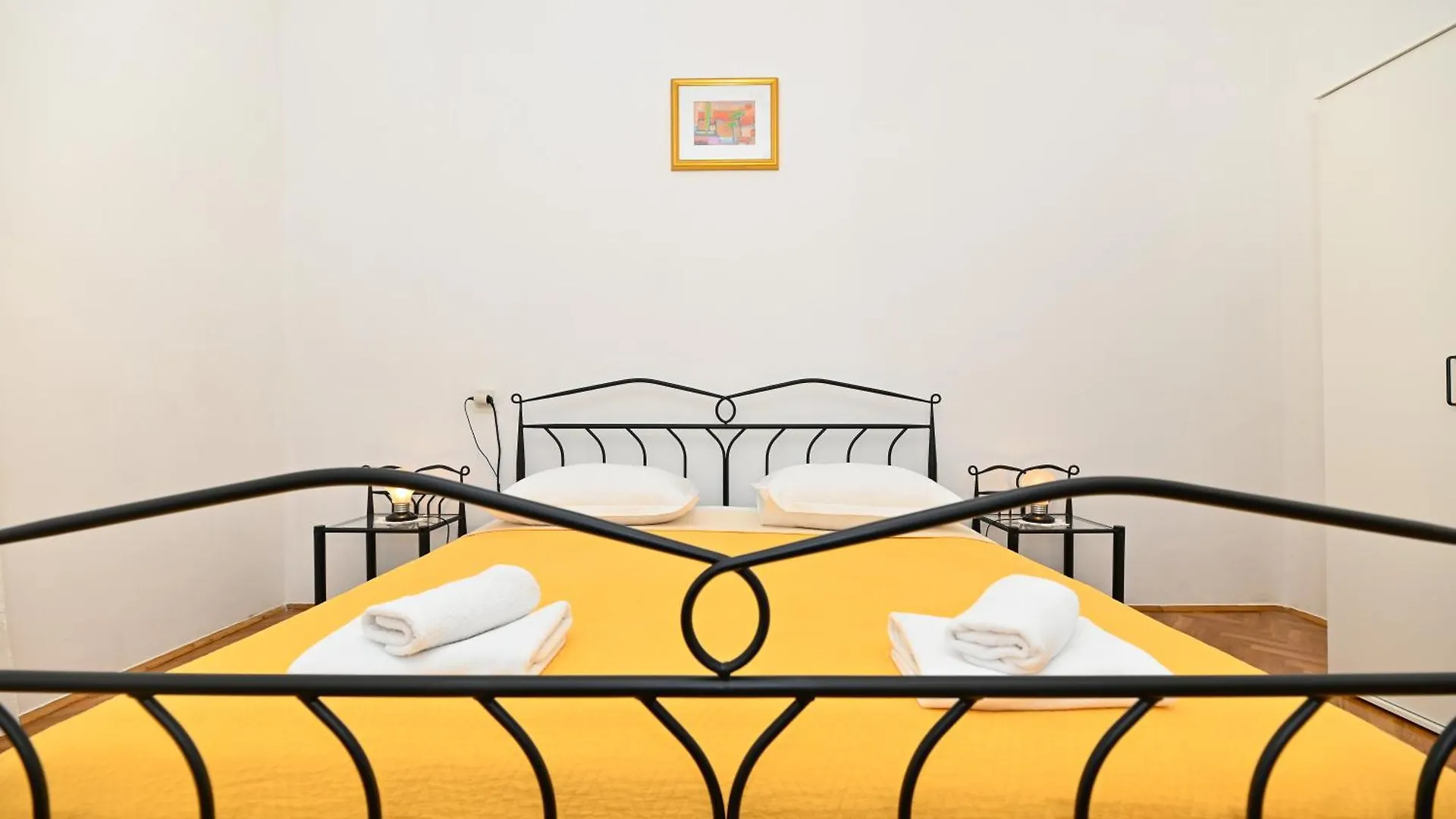 Apartment Niteroni Split