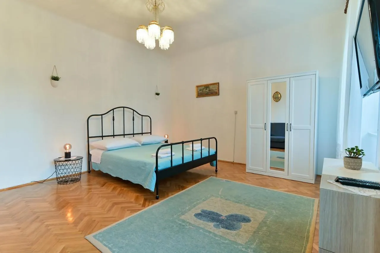 Apartment Niteroni سبليت